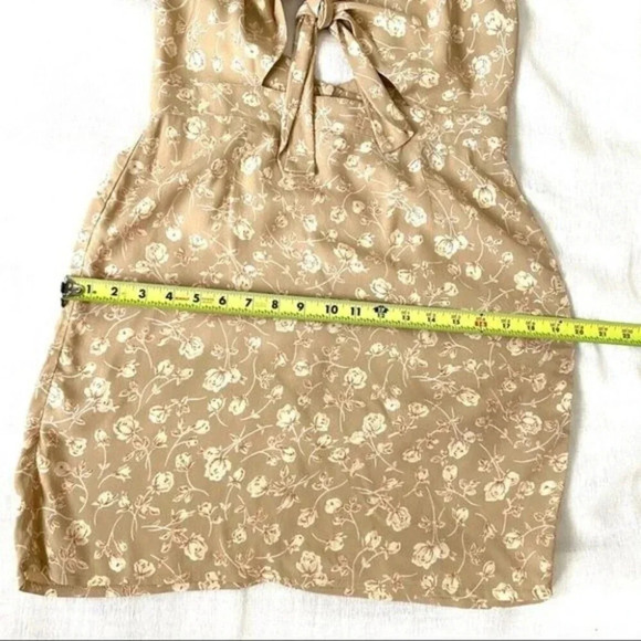 BLUE LIFE Twilight Tie Front Dress in Blushing Gardens Taupe - Picture 8 of 9